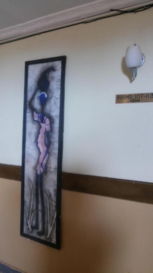 Palema Crown Hotel Gulu Екстериор снимка