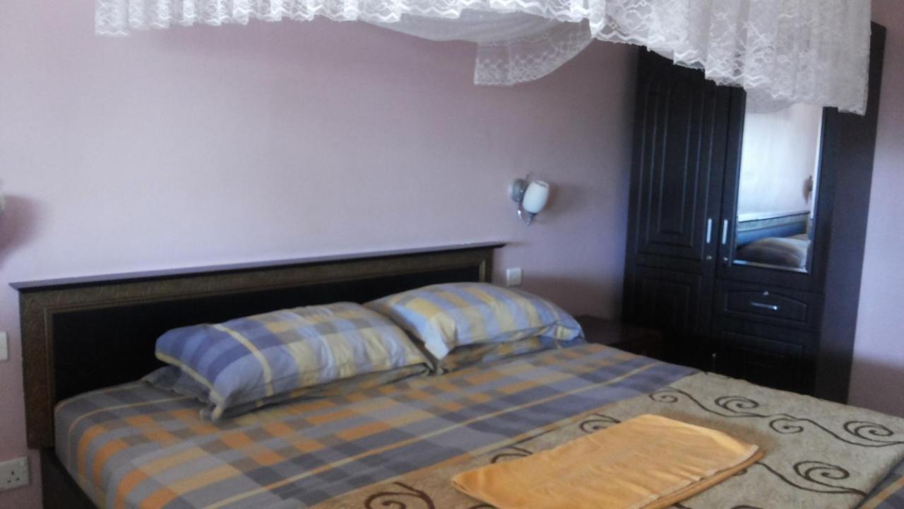 Palema Crown Hotel Gulu Екстериор снимка