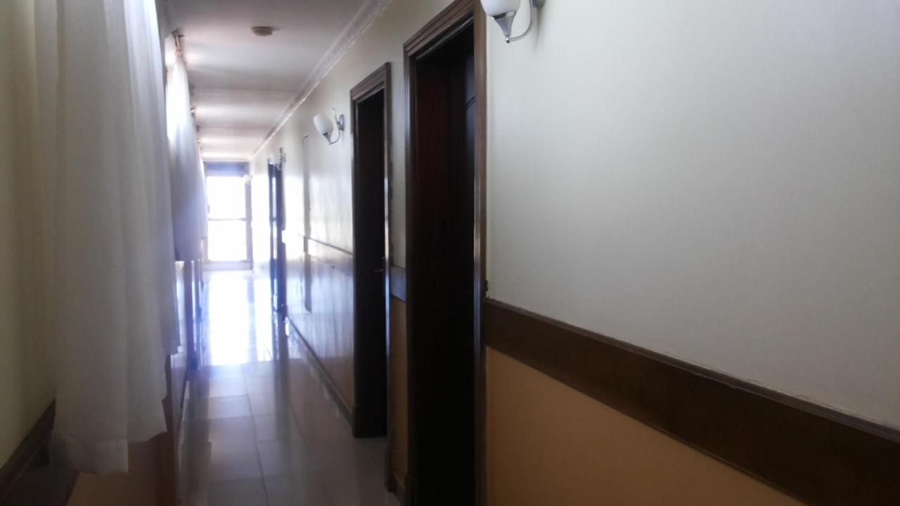 Palema Crown Hotel Gulu Екстериор снимка