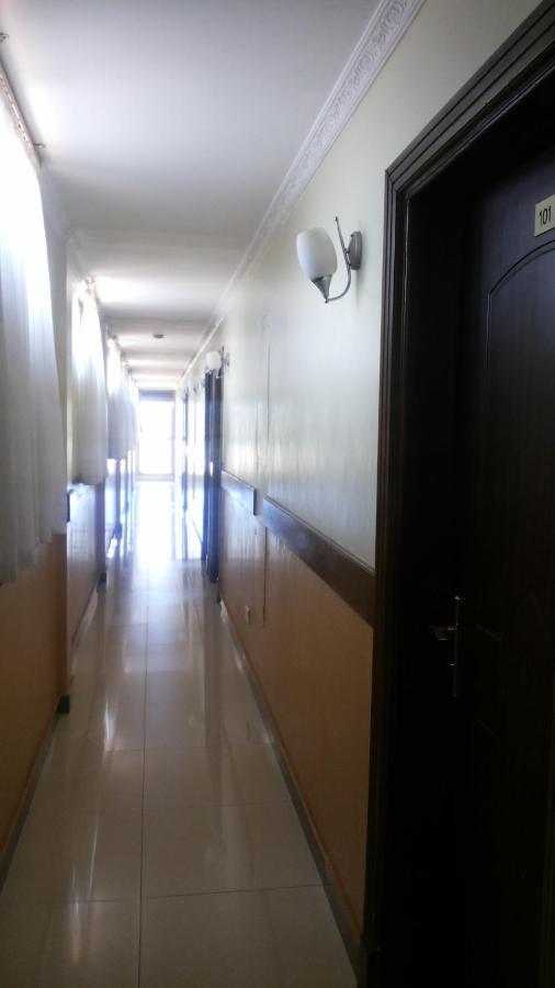 Palema Crown Hotel Gulu Екстериор снимка