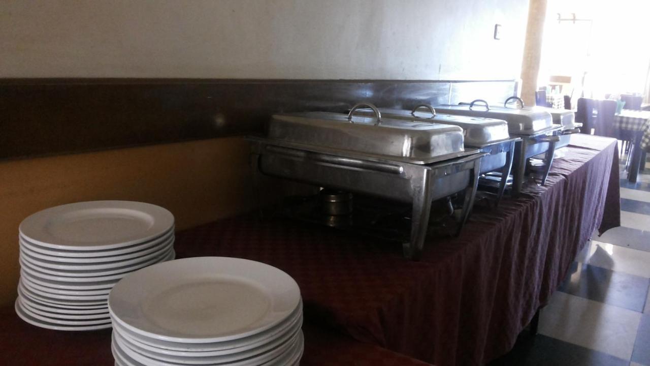 Palema Crown Hotel Gulu Екстериор снимка