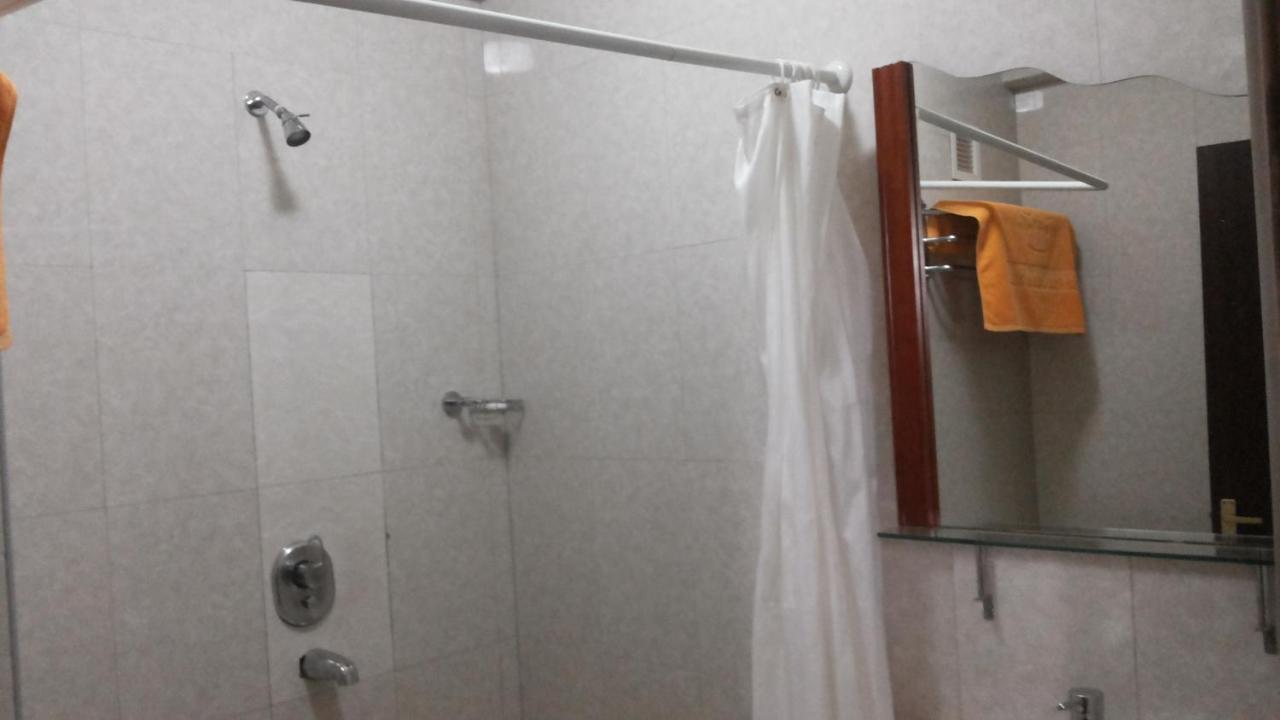Palema Crown Hotel Gulu Екстериор снимка